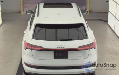 2021 Audi E-Tron Premium из США, поврежденный, VIN WA1AAAGE8MB010286